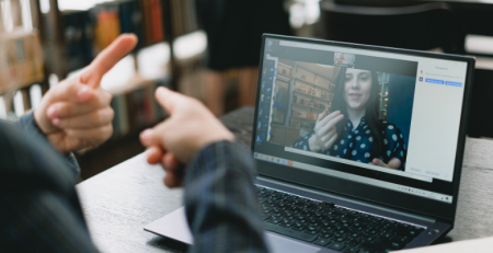 SNS 24 celebra três anos de atendimento aos cidadãos surdos