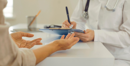 Perda auditiva bilateral associada a perturbações depressivas