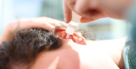 Estudo clínico analisa de que forma a otite externa maligna evolui para complicações severas